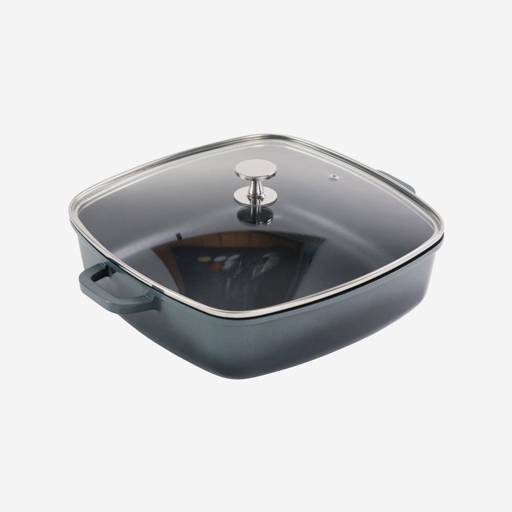 AluChef Shallow Square Casserole 28 cm - Grey